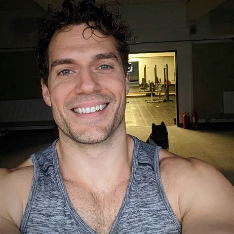 superman actor henry cavill instagram